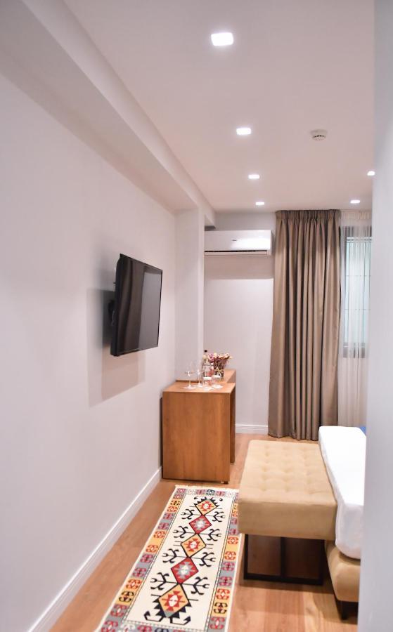 313 Villa City Center 地拉那 外观 照片